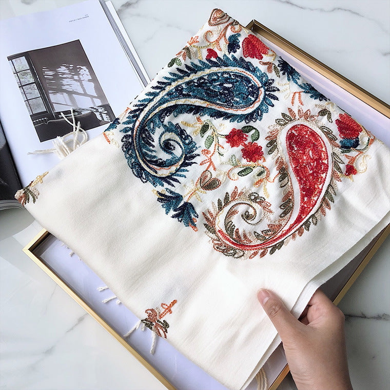 Solférino – Chaleur douce, détail précieux - Gena Campbell