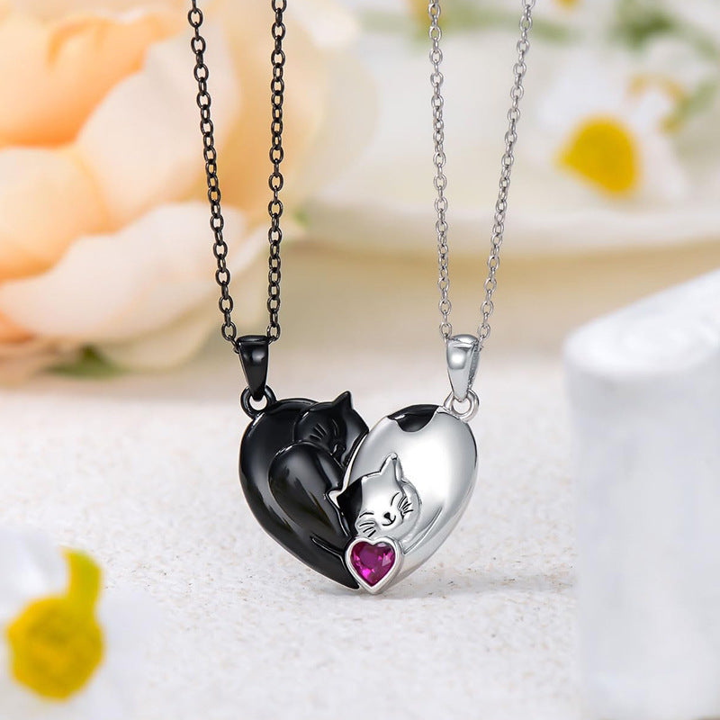 Maublanc – Collier duo chat noir & blanc & amour complice - Gena Campbell
