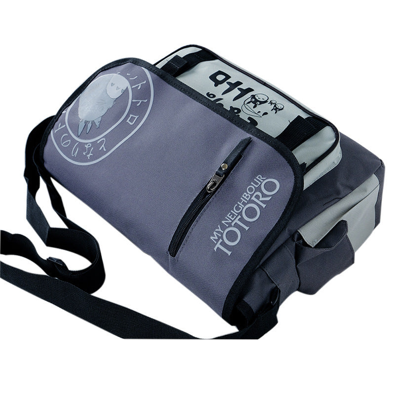 Miyazaki Hayao Totoro shoulder bag.
