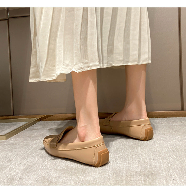 Flat bottomed bean shoes.