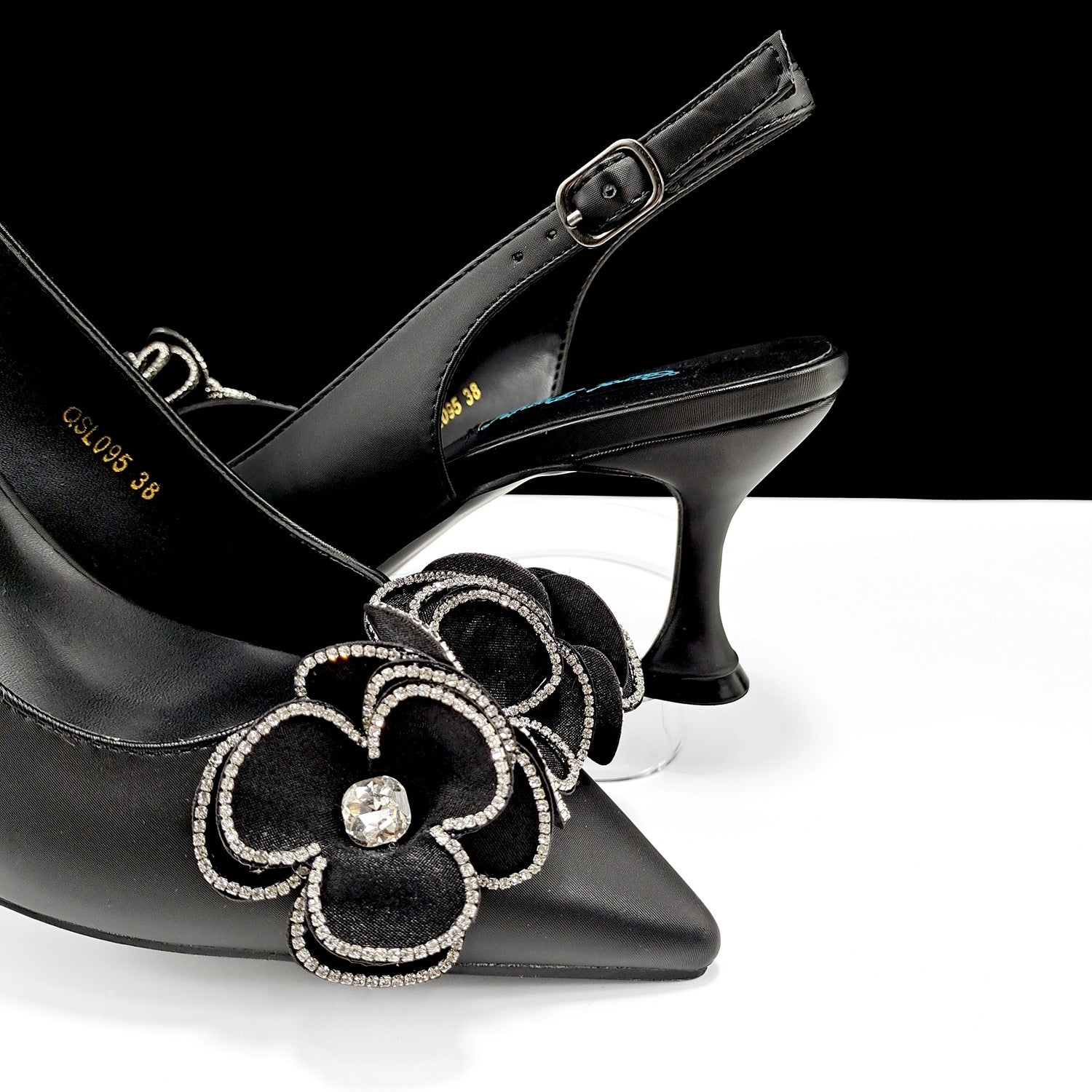 Saint-Fargeau – Finesse artisanale, présence discrète - Gena Campbell