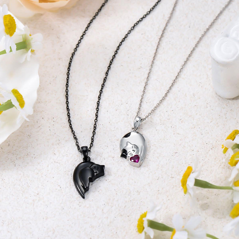 Maublanc – Collier duo chat noir & blanc & amour complice - Gena Campbell
